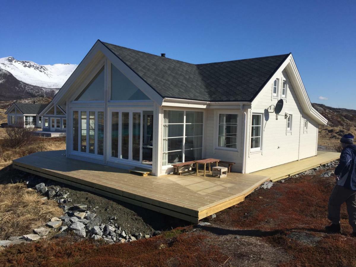 Superior With Sea View In Senja Lodge